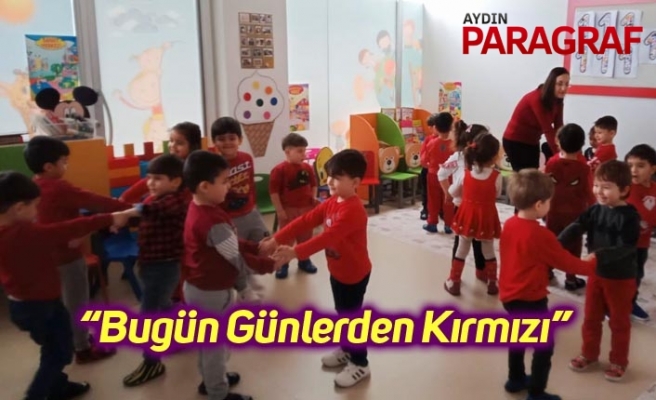 “Bugün Günlerden Kırmızı”