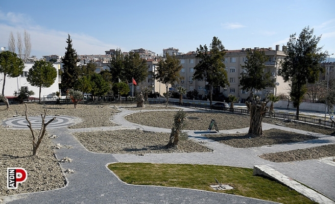 Kuşadası’nda futbol temalı parkın yapımına başlandı