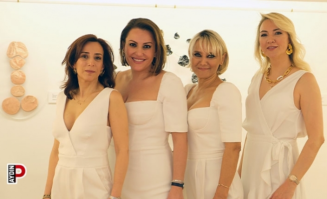 Ben Bir Kadınım sanatseverlerle buluştu