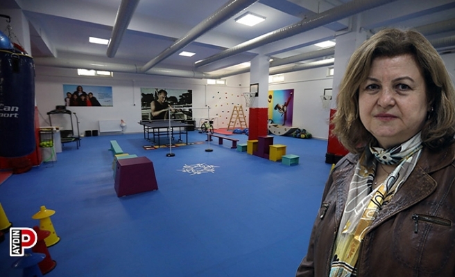 ‘Otizmde öncelik kabullenmek’