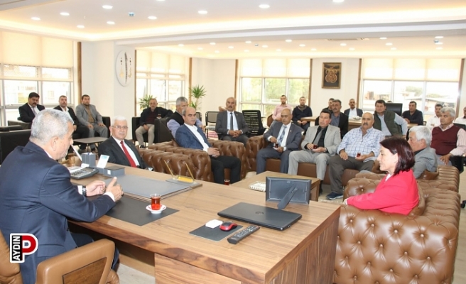 Başkan Kaplan, Belediye Personeli  ve vatandaşlar ile bayramlaştı