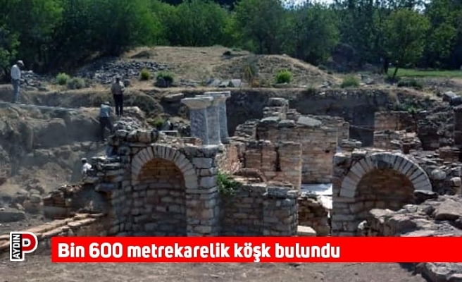 Bin 600 metrekarelik köşk bulundu