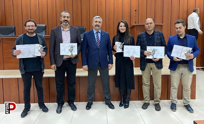 Bilgi Yarışması'nda dereceye giren öğrenciler ödüllendirildi