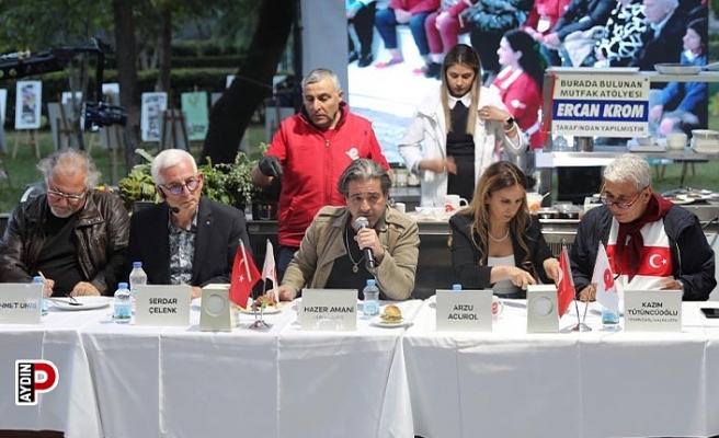 Efeler'de yemekler yarıştı, en iyi tabak belli oldu