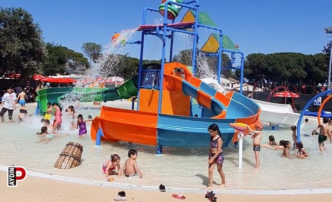 Aydın Tekstil Park çocuklara aquaparkıyla da eğlence sunuyor