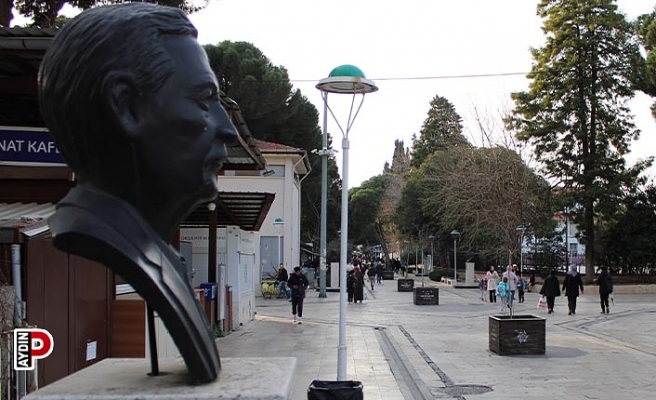 Bu sokak sanat kokuyor