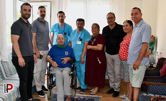 Kuşadası Belediyesi, bakım hizmeti alan babaları unutmadı