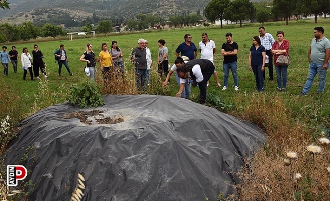 Üreticilere uygulamalı organik kompost yapımı eğitimi verildi