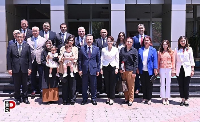 Vali Aksoy, kaymakamlarla bayramlaştı