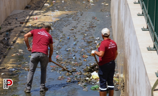 Başkan Kaplan: Dereler çöplük değil