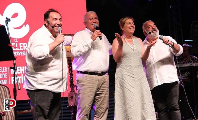 Efelerli vatandaşlar açık havada sanata doydu