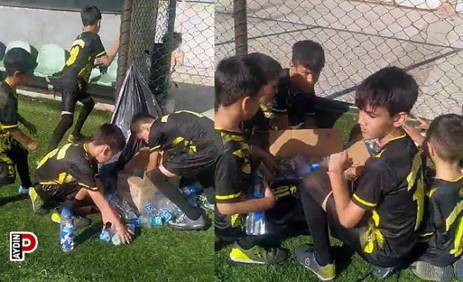 Minik futbolculardan temizlik dersi