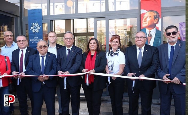 Atatürk Resimleri Sergisi açıldı