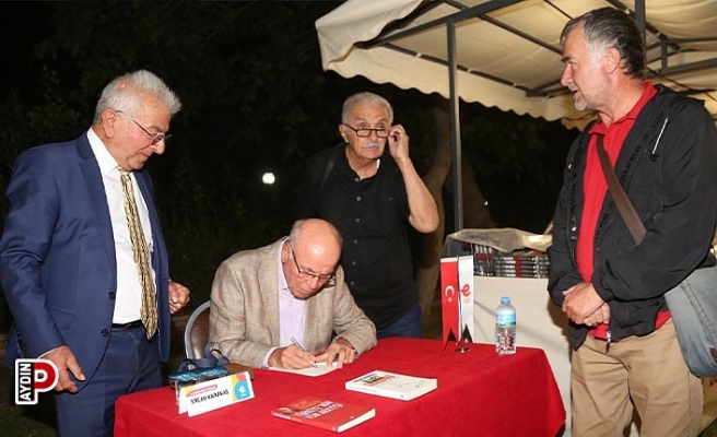 EFELER’İN KİTAP BAYRAMI SÜRÜYOR
