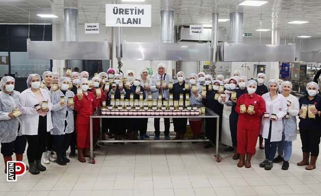 Yüzde Yüz Kadın Emeği Tarımsal Ürün Fabrikası Türkiye’ye örnek oluyor