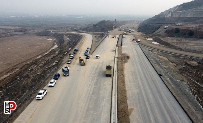Aydın-Denizli Otoyolu'nun 80 kilometrelik kısmı trafiğe açılacak