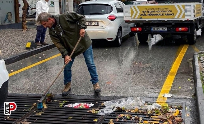 Kuşadası Belediyesi'nin aldığı önlemle sağanak sorunsuz atlatıldı