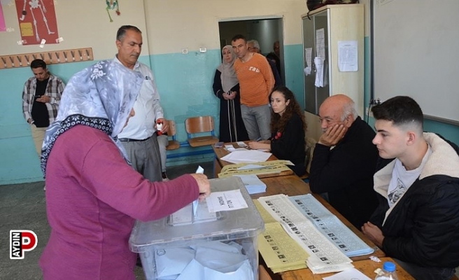 Didim’de seçmenler, 16 muhtardan 11’ini değiştirdi