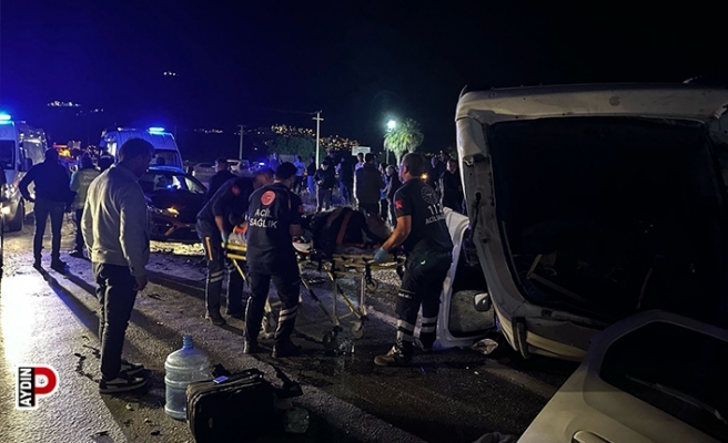 İki otomobil çarıştı; 7 Yaralı