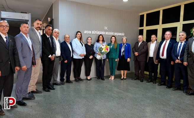 Efeler’in muhtarları Başkan Çerçioğlu‘nu ziyaret etti