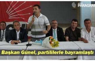 Başkan Günel, partililerle bayramlaştı