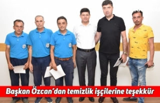 Başkan Özcan’dan temizlik işçilerine teşekkür