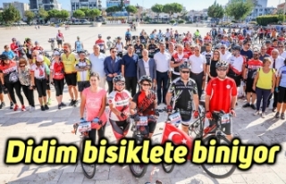 Didim bisiklete biniyor