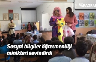 Sosyal bilgiler öğretmenliği öğrencileri minikleri...