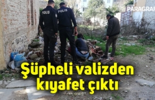 Şüpheli valizden kıyafet çıktı