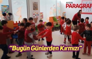 “Bugün Günlerden Kırmızı”