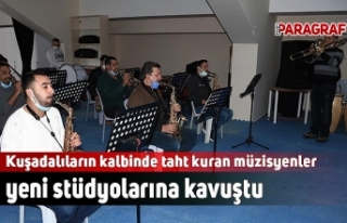 Kuşadalıların kalbinde taht kuran müzisyenler...