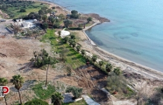Didim sahilleri kaçak yapılardan temizleniyor