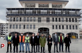 Kuşadası Belediyesi yeni hizmet binasına kavuşuyor