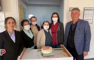 14 Mart Tıp Bayramında sağlık emekçilerine pasta...