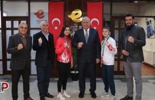 Başkan Atay Efeler’in gururu sporcuları ağırladı