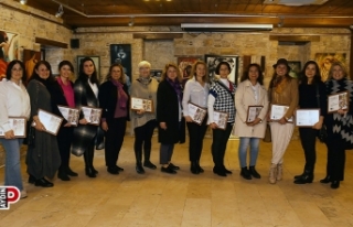 “Kadının Rengi” İbramaki Sanat Galerisi’nde