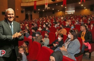 Başkan Atay’dan çocuklara ara tatil hediyesi