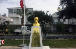 Didim'de her siteye Atatürk büstü yapılıyor