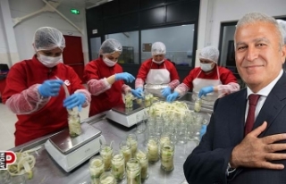 Efelerli kadınlar marka kentin ürünlerine değer...