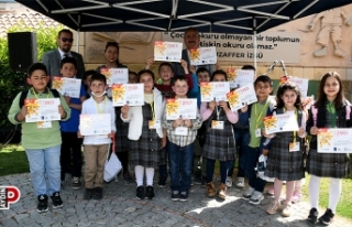 Kuşadalı çocuklar hayallerini renklerle anlattı