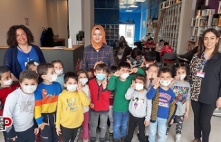 Kütüphane Haftası’nı Kitap Kafelerde Kutladılar