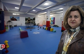 ‘Otizmde öncelik kabullenmek’