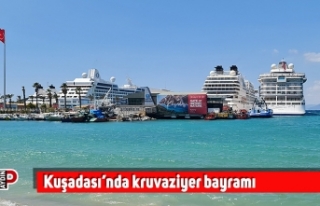 Kuşadası’nda kruvaziyer bayramı