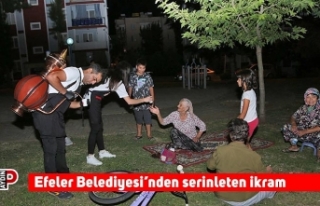 Efeler Belediyesi’nden serinleten ikram