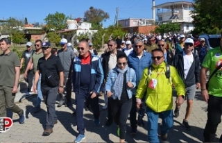 Didim Vegfest’te geleneksel kutsal yol yürüyüşü...