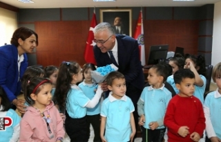 Emniyet Müdürü Ekici, minikleri ağırladı