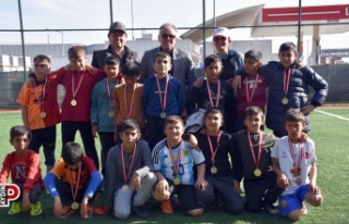 Germencik'te '23 Nisan Futbol Turnuvası'nda...