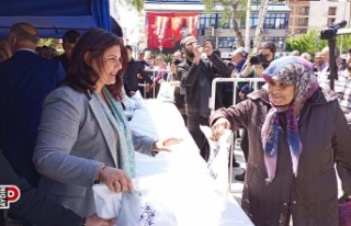 İncirliova’da binlerce fide dağıtıldı