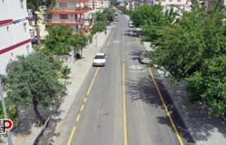 Aydın Büyükşehir Kuyucak'taki yol çalışmalarını...