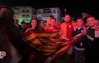Kuşadası’nda Galatasaray’ın şampiyonluğu...